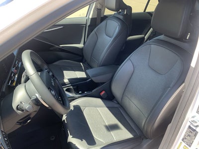 2024 Kia Niro Plug-In Hybrid SX Touring