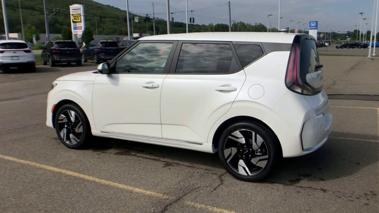 2023 Kia Soul GT-Line