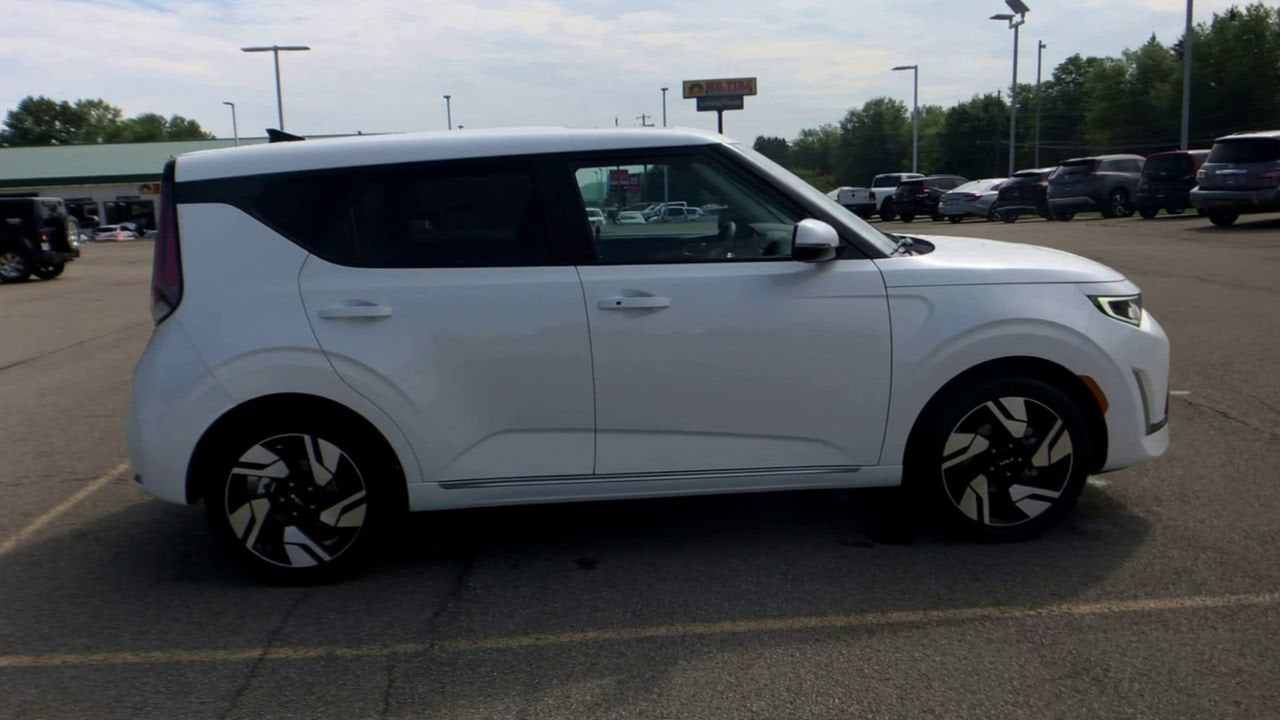 2023 Kia Soul GT-Line