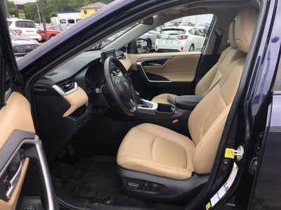 2022 Toyota RAV4 XLE Premium