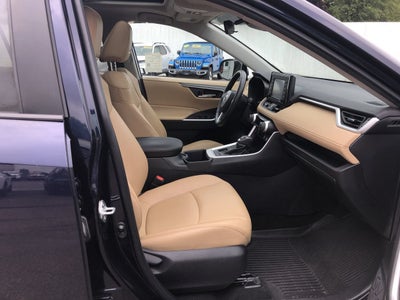 2022 Toyota RAV4 XLE Premium