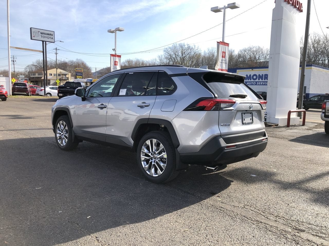2024 Toyota RAV4 XLE Premium