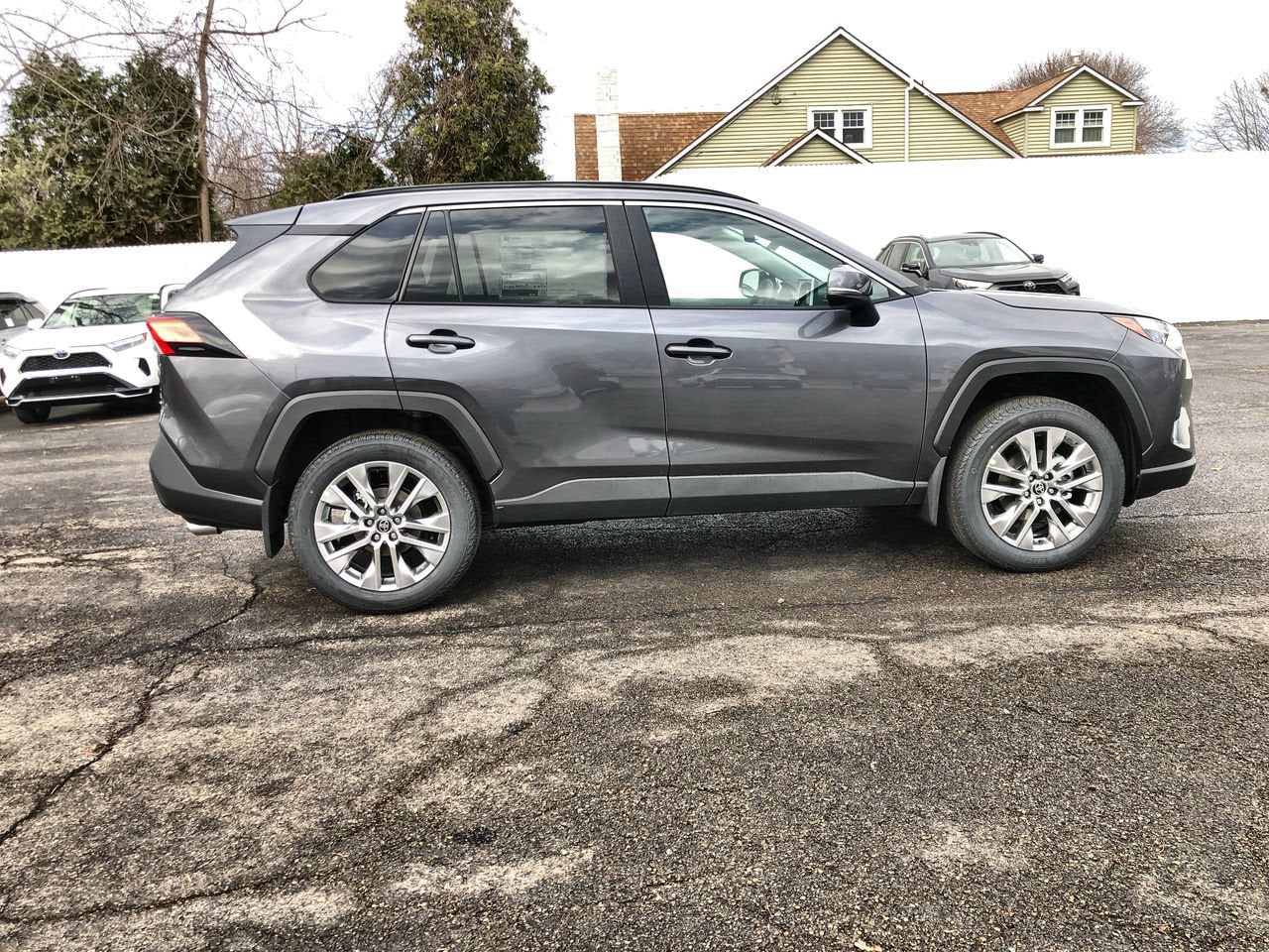 2024 Toyota RAV4 XLE Premium