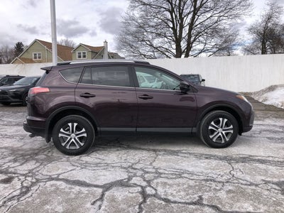 2017 Toyota RAV4 LE