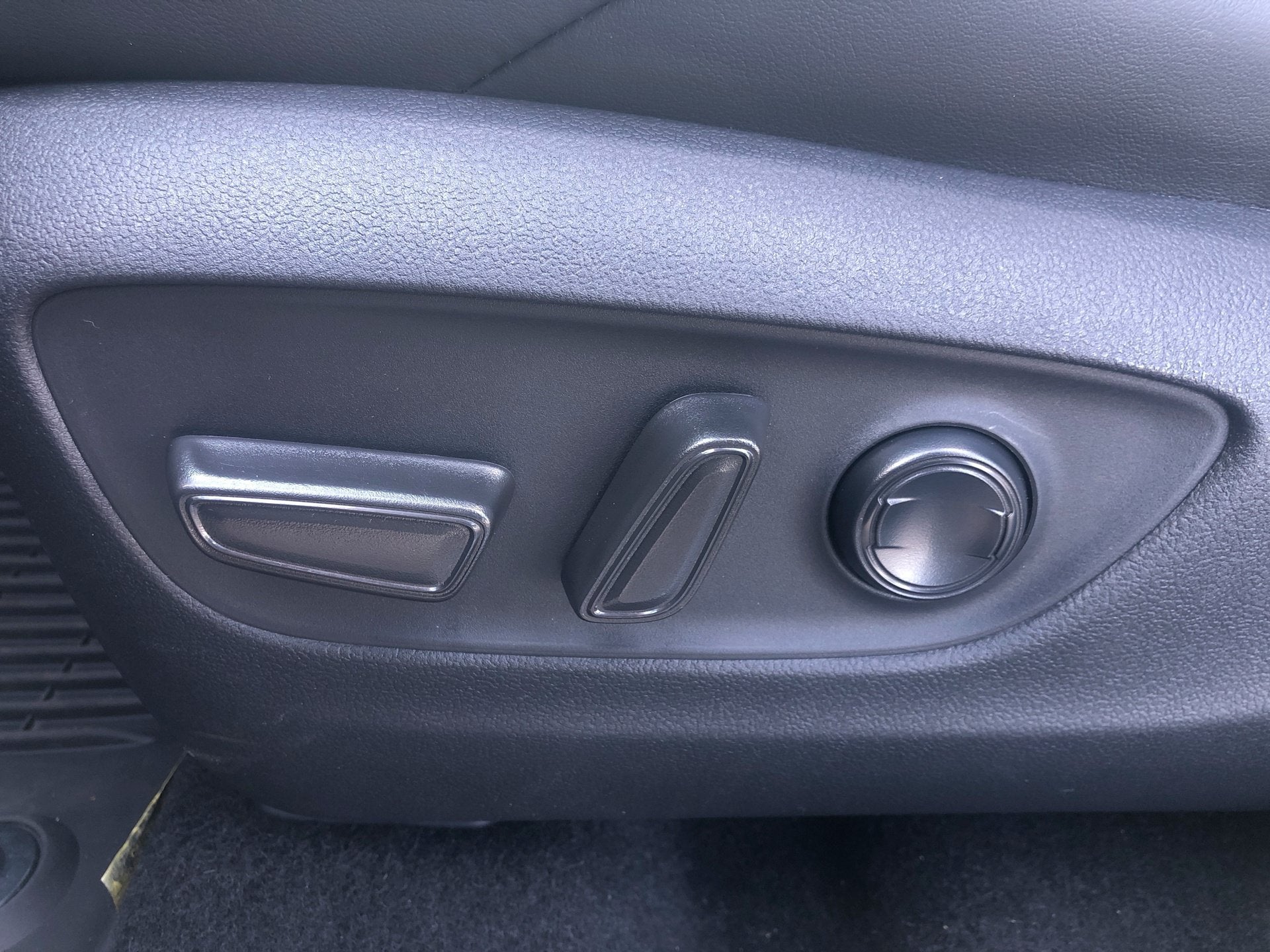 2025 Toyota RAV4 Hybrid XSE