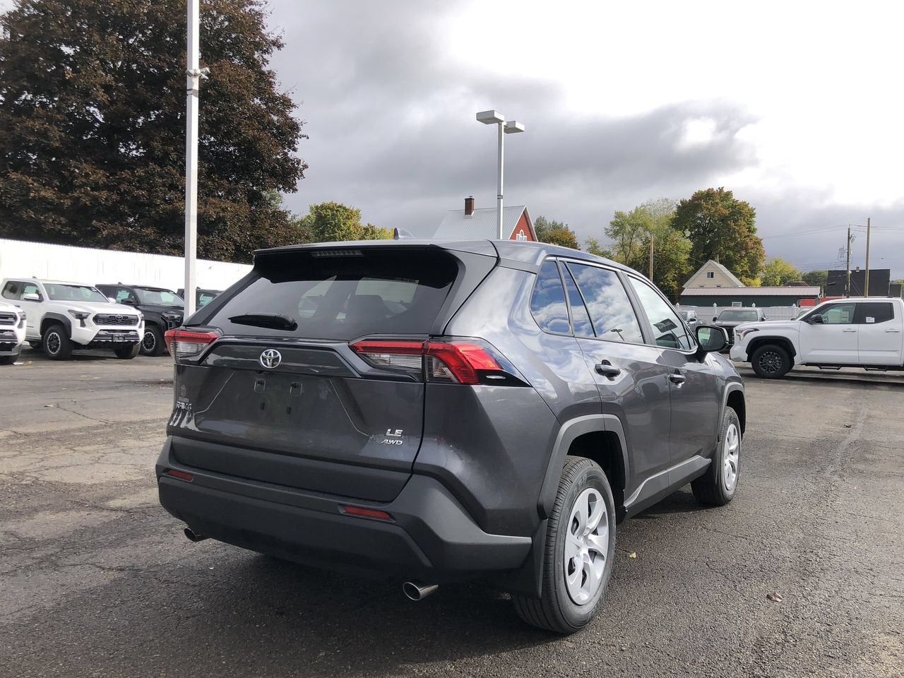 2024 Toyota RAV4 LE