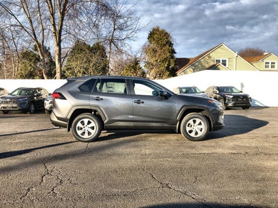 2024 Toyota RAV4 LE