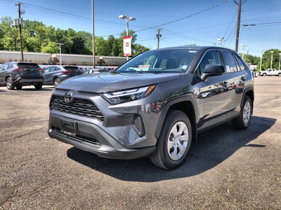 2024 Toyota RAV4 LE