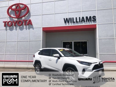 2022 Toyota RAV4 LE