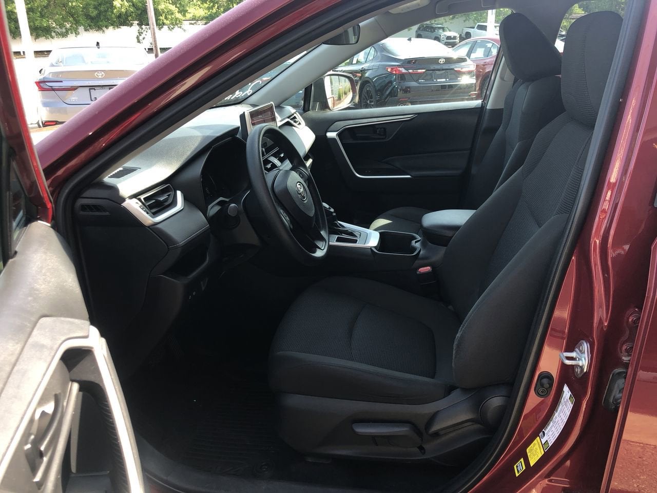 2023 Toyota RAV4 LE