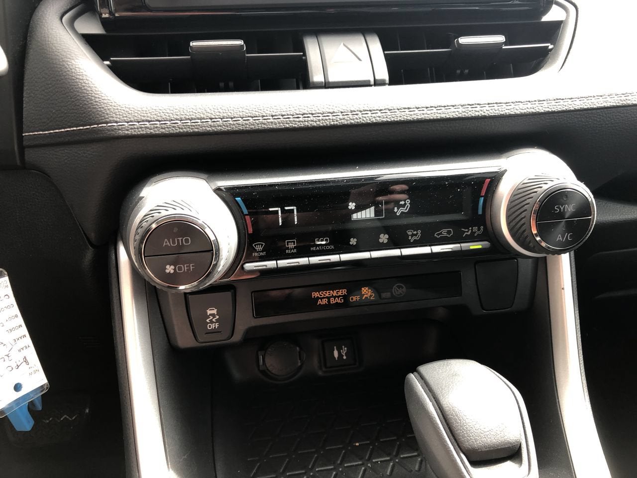 2019 Toyota RAV4 Hybrid LE