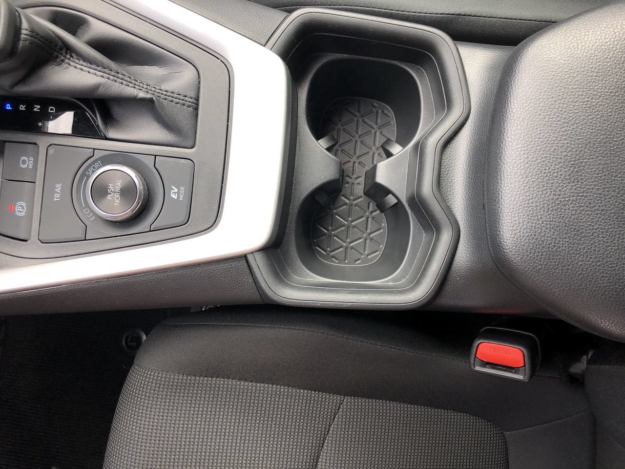 2019 Toyota RAV4 Hybrid LE