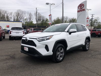 2023 Toyota RAV4 XLE