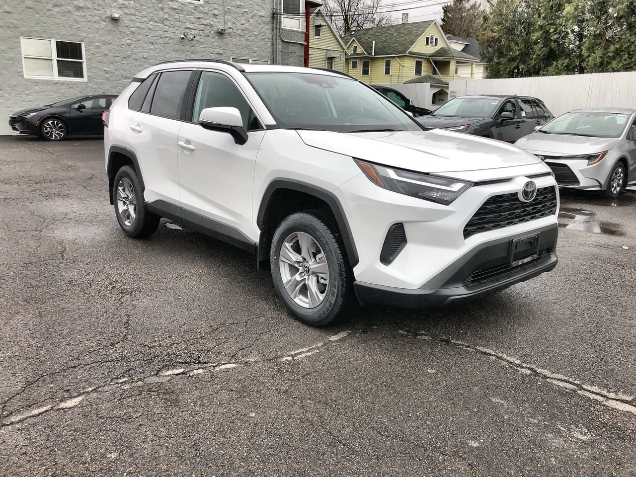 2024 Toyota RAV4 XLE