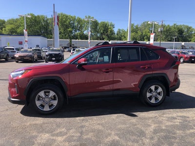 2022 Toyota RAV4 XLE