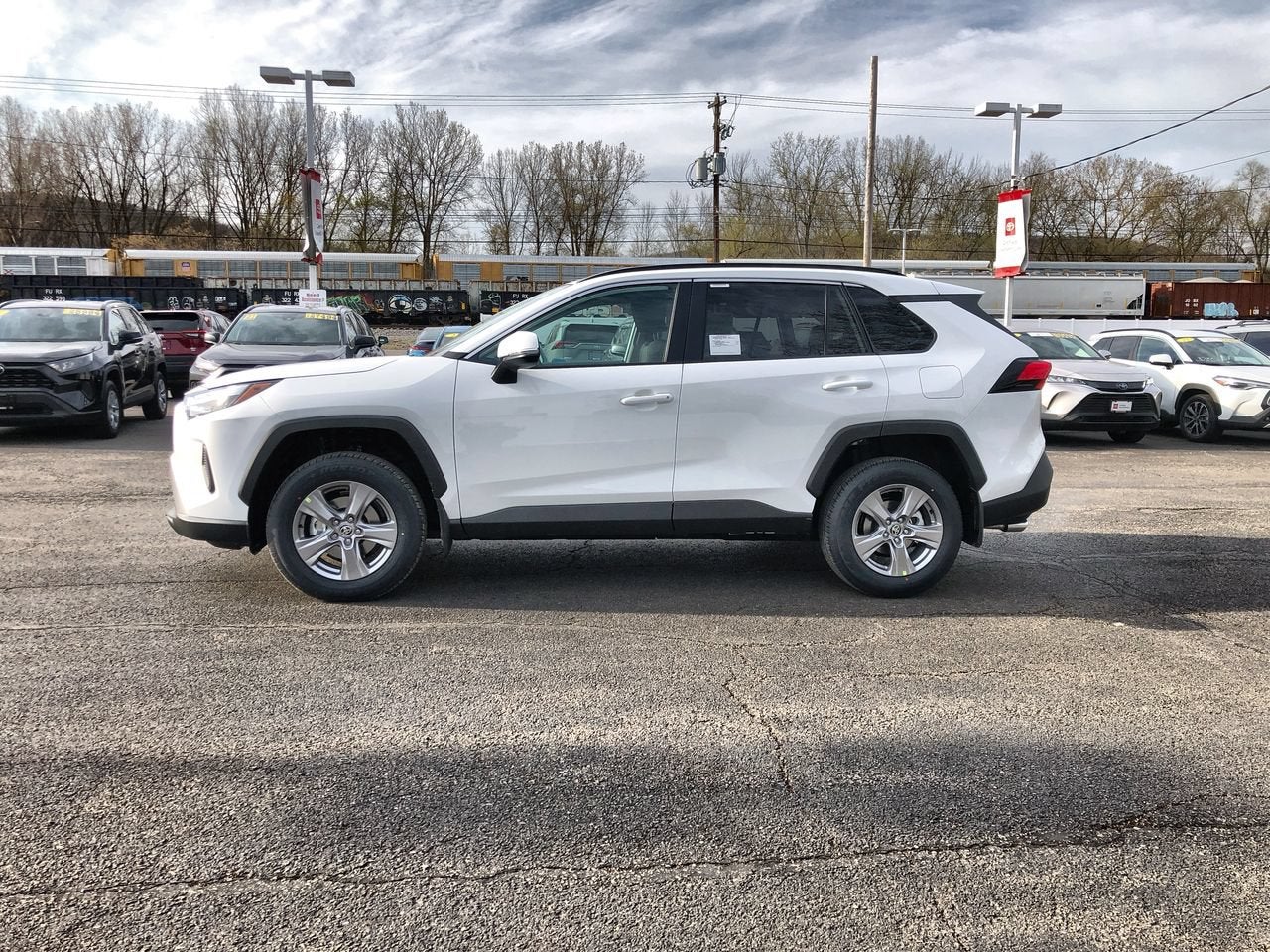 2024 Toyota RAV4 XLE