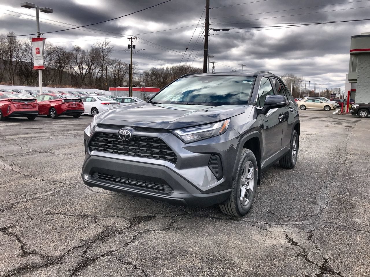 2024 Toyota RAV4 XLE