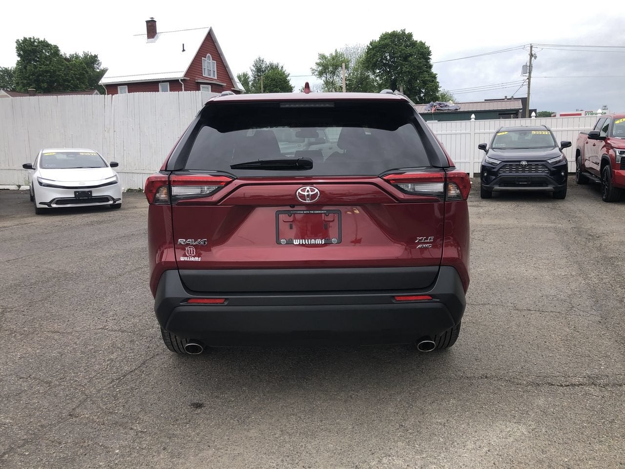 2025 Toyota RAV4 XLE