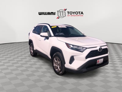 2025 Toyota RAV4 XLE