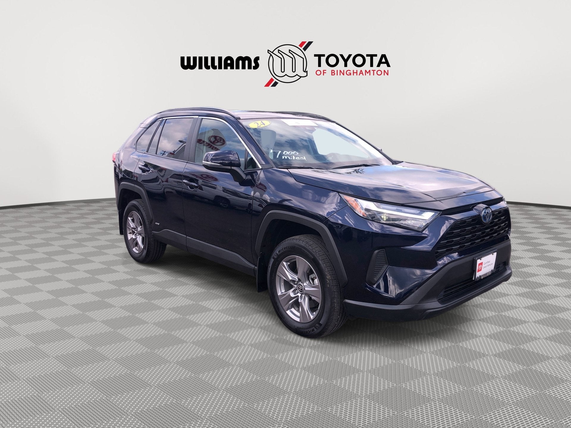 2024 Toyota RAV4 Hybrid XLE