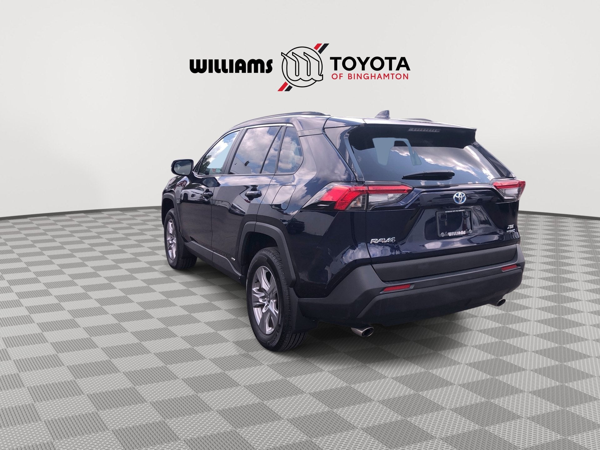 2024 Toyota RAV4 Hybrid XLE