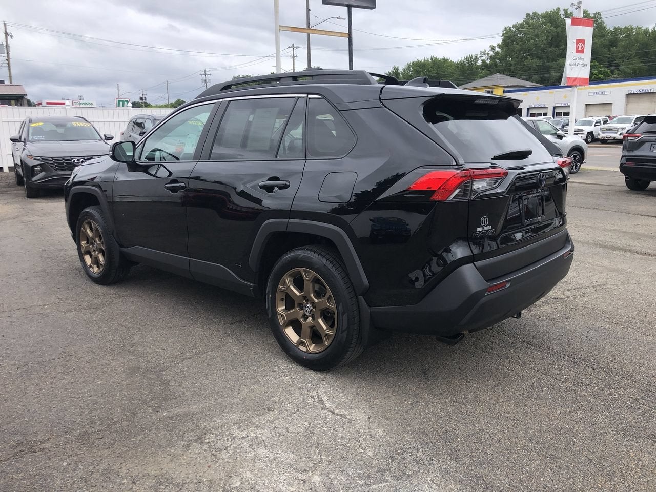 2024 Toyota RAV4 Hybrid Woodland