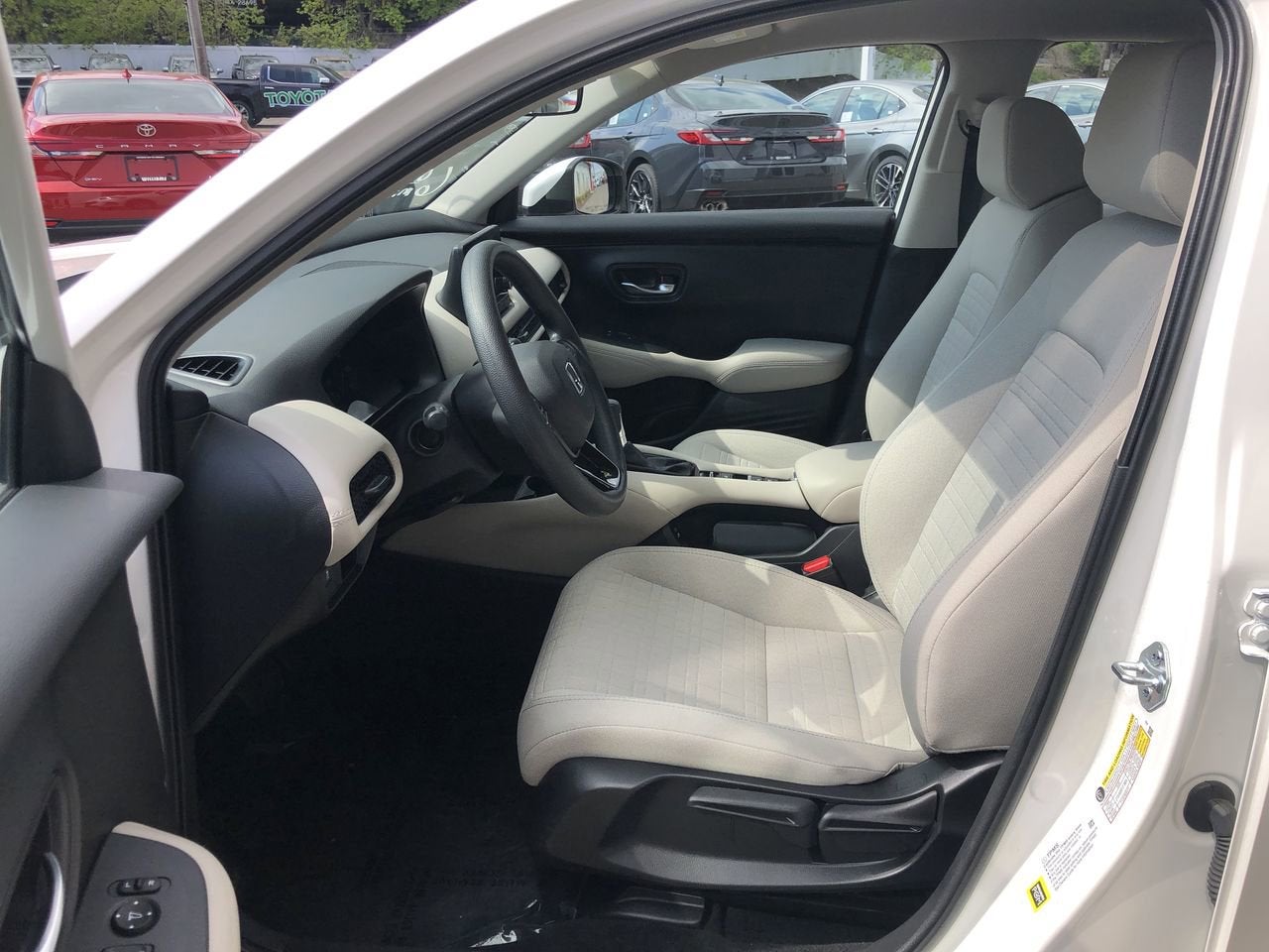 2025 Honda HR-V LX