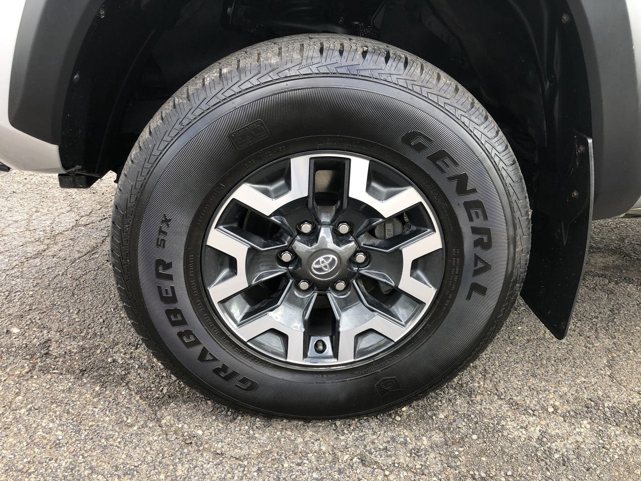 2023 Toyota Tacoma 4WD TRD Off Road