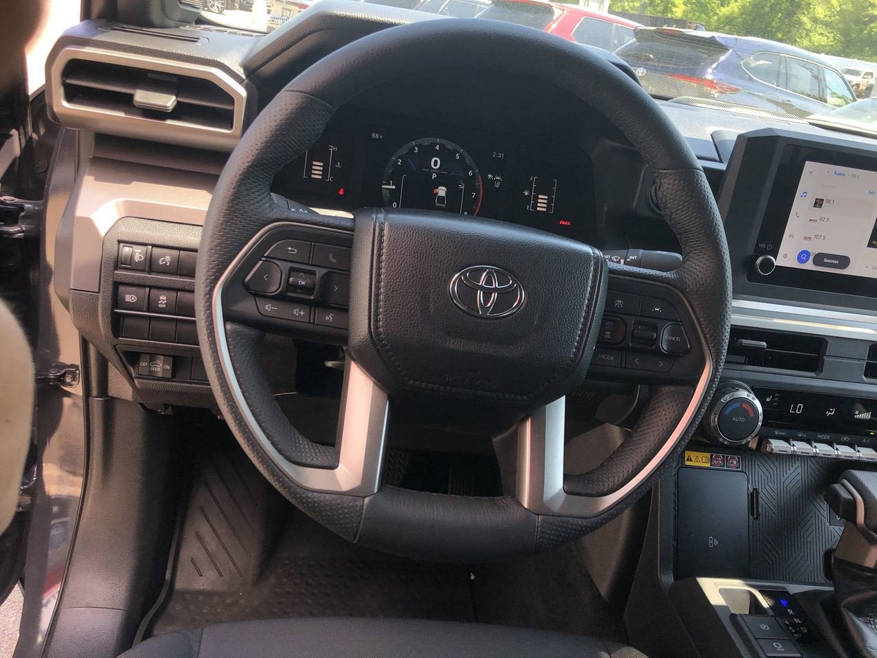 2024 Toyota Tacoma 4WD SR5