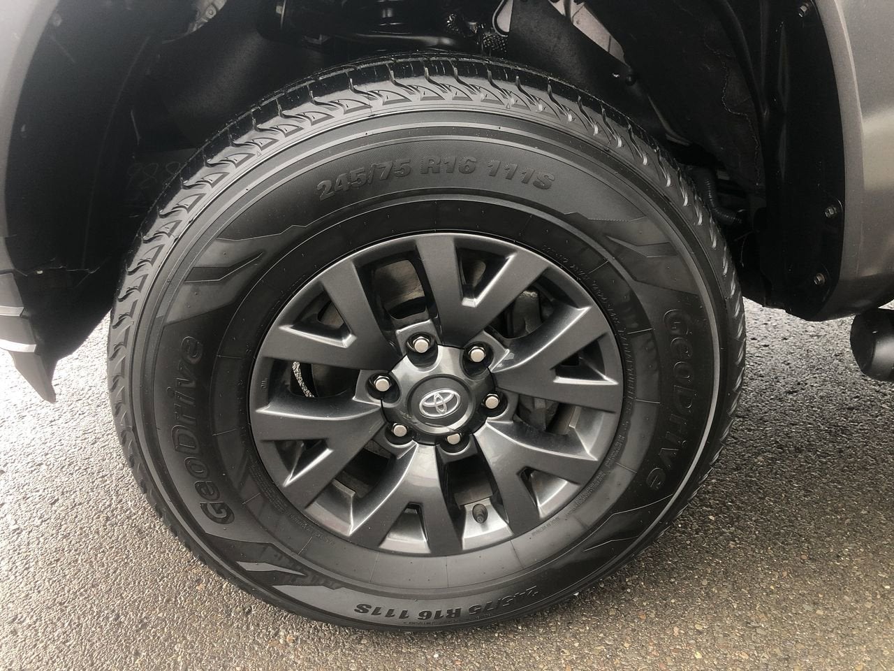 2023 Toyota Tacoma 4WD SR5