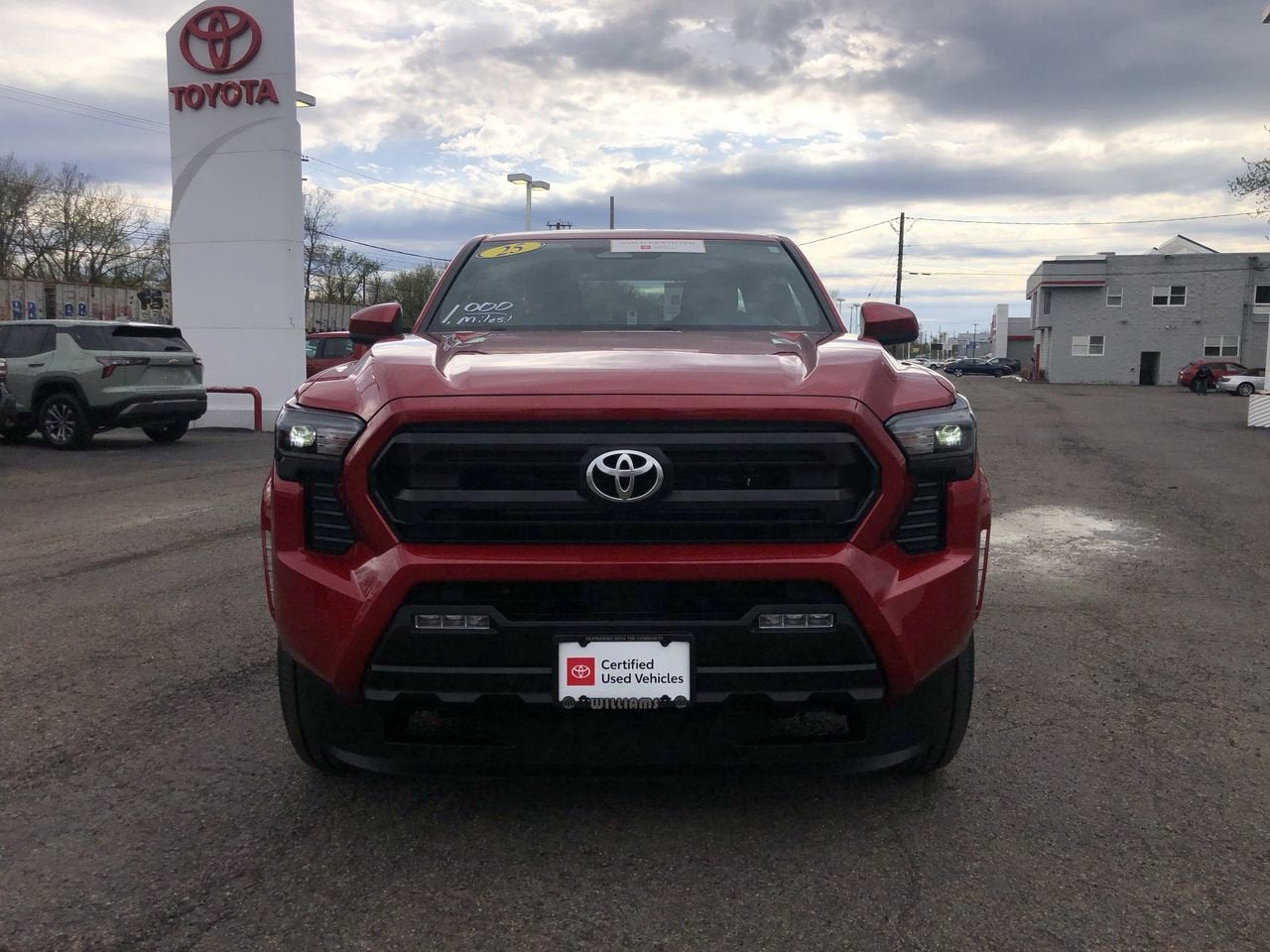 2025 Toyota Tacoma 4WD SR5