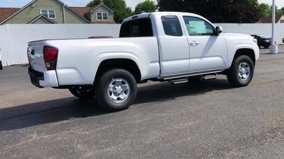 2022 Toyota Tacoma 4WD SR
