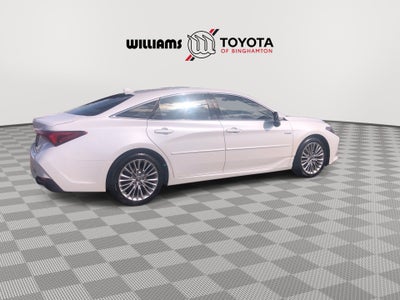 2019 Toyota Avalon Hybrid Limited