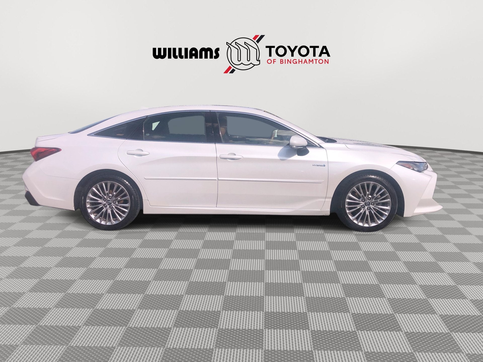 2019 Toyota Avalon Hybrid Limited