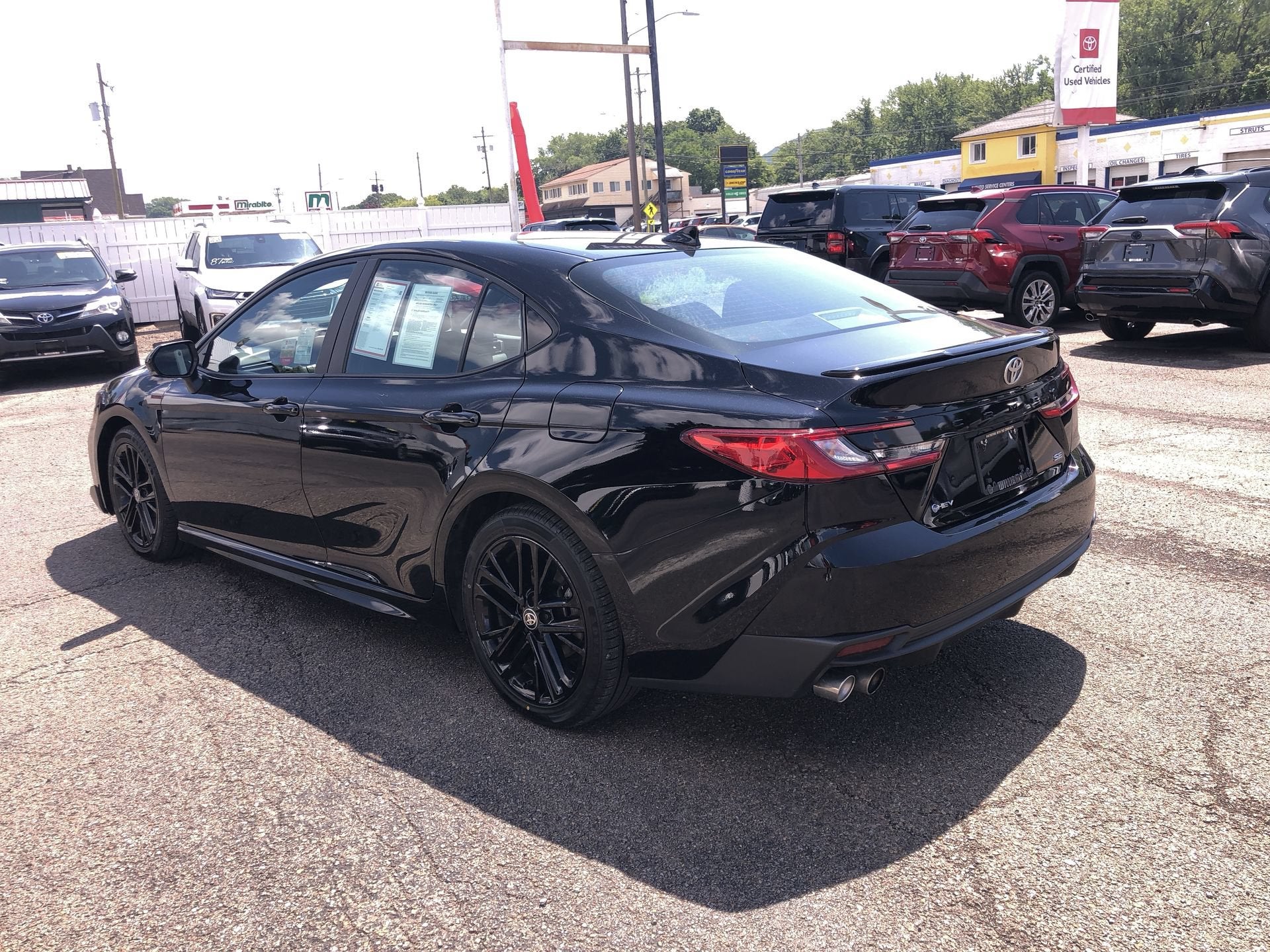 2025 Toyota Camry SE