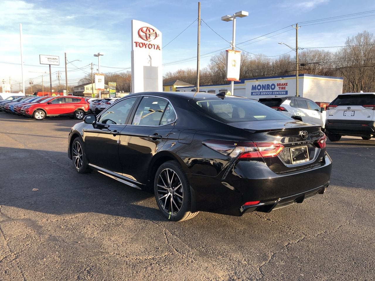 2024 Toyota Camry SE