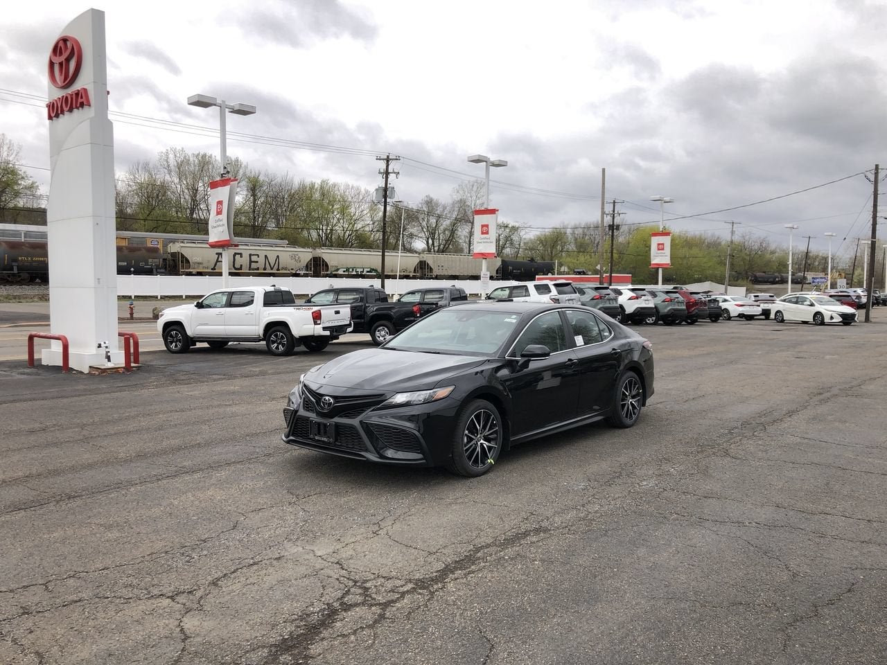 2023 Toyota Camry SE