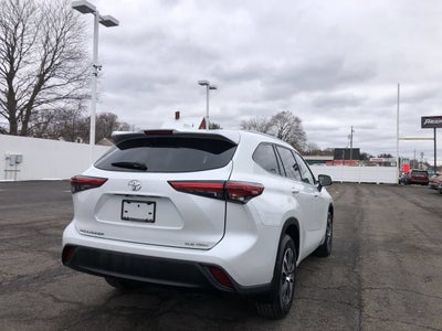2022 Toyota Highlander XLE