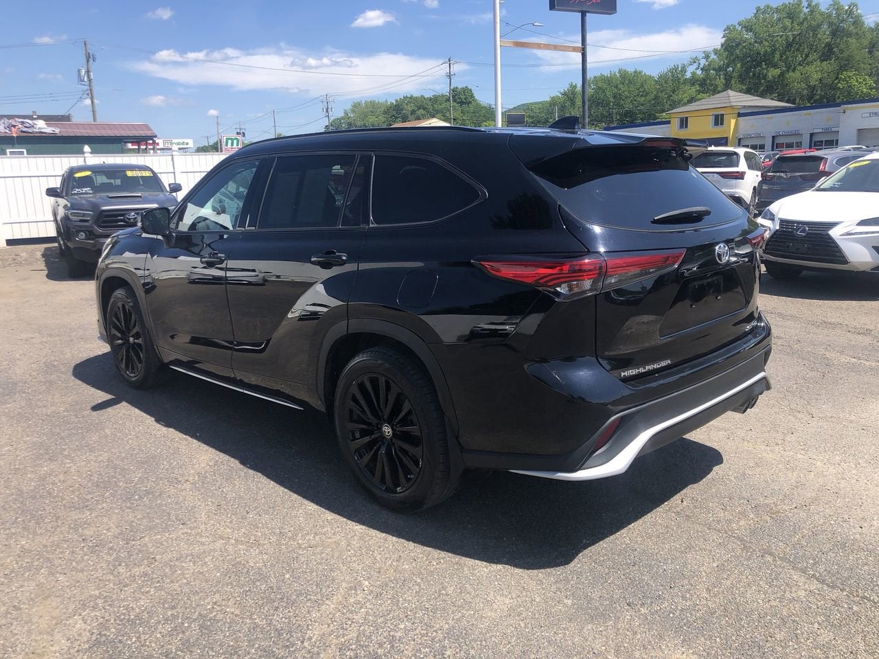 2023 Toyota Highlander XSE
