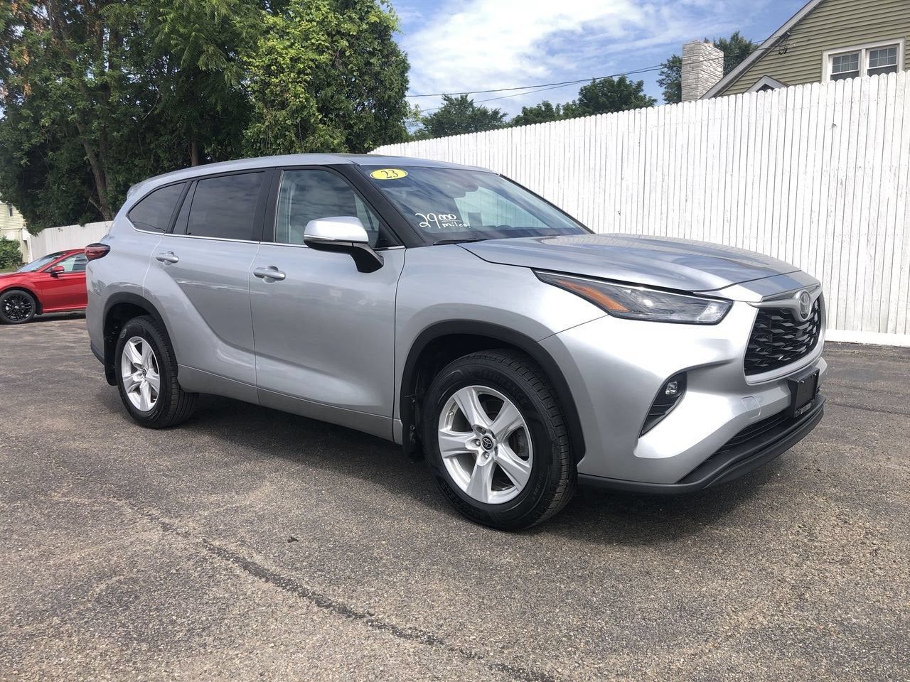 2023 Toyota Highlander LE