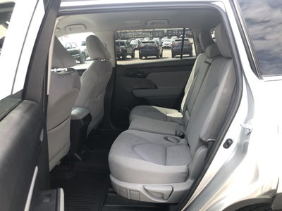 2023 Toyota Highlander LE