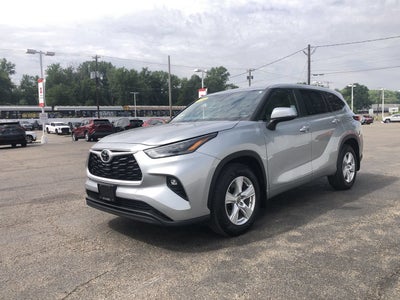 2023 Toyota Highlander LE