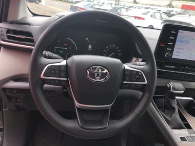 2024 Toyota Sienna XLE