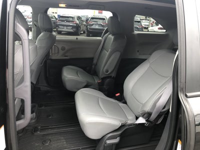 2024 Toyota Sienna XLE
