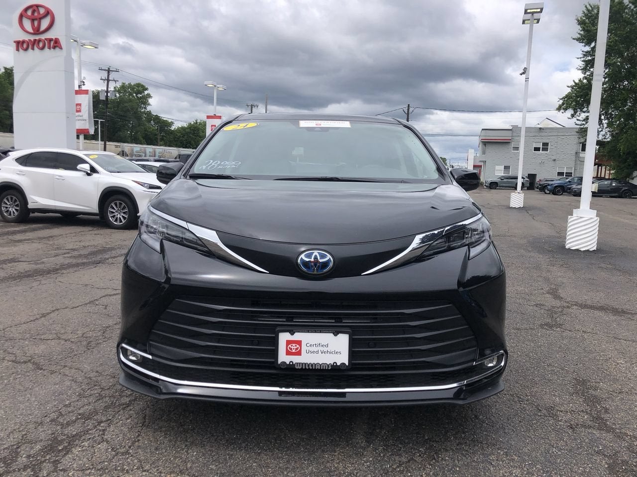 2024 Toyota Sienna XLE