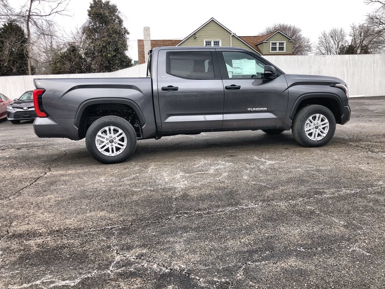 2024 Toyota Tundra 4WD SR5
