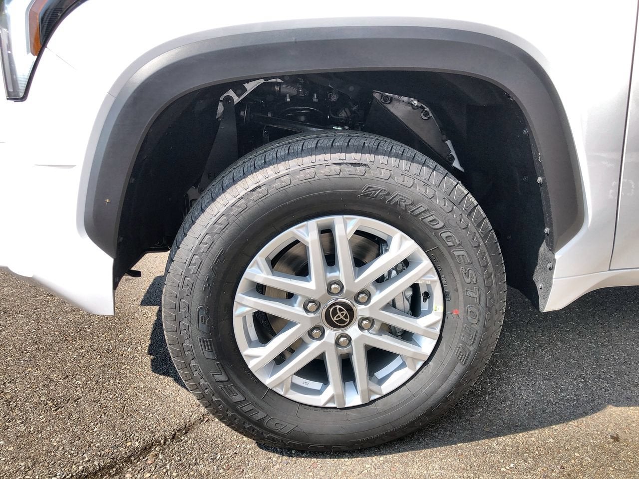 2024 Toyota Tundra 4WD SR5