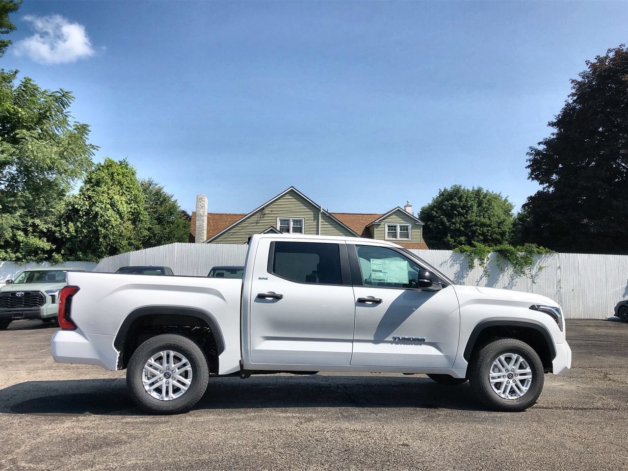 2024 Toyota Tundra 4WD SR5