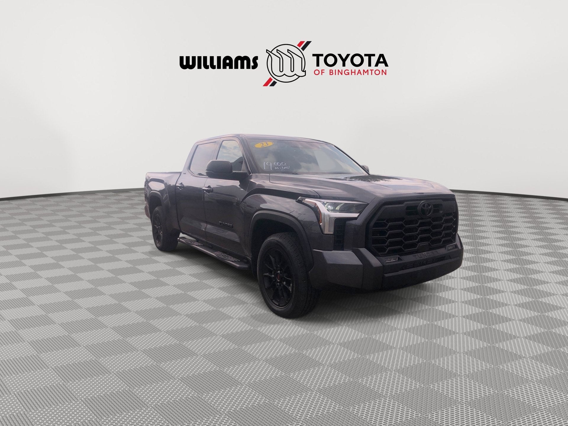 2023 Toyota Tundra 4WD SR5