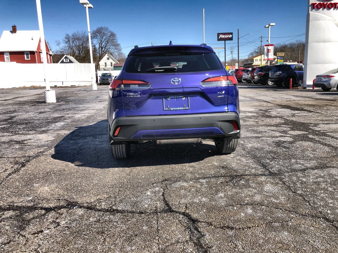 2024 Toyota Corolla Cross XLE